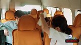 小S吐的厉害，大S：不会又有喜吧阿雅：这趟出来太喜庆了！
