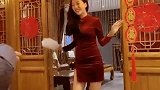 见到漂亮的美女小姐姐被绊倒了，你会去扶她吗