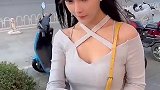 前女友突然打电话，还好路人一招解围！