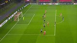 第4分钟布拉加球员阿韦尔·鲁伊斯射门 - 打偏