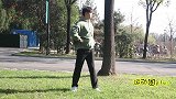 在外跑步不如在家扭腰，瘦得都是内脏脂肪，9天扭走大肚子