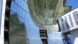 全球最大的“太阳炉”，由上万面镜子组成，铁块也能轻松融化