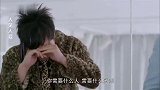 大叔的搞笑能力真强，吹牛不打草稿，人体表皮污垢学硬是笑出内伤