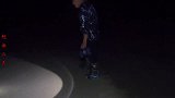 让大家看看黄皮蚬子怎么爆窝，凌晨二哥找到痕迹，捉了一桶回来
