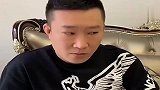 金毛梦到烧鸡和牛肉，主人答应要帮它圆梦，下一秒忍住别笑！