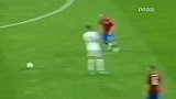 埃维顿世界波破门 切赫无奈成”背景帝“