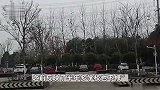 是鼠头不是鸭脖！调查组进驻调查后，学生：涉事餐厅多窗口停止营业