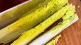 娃娃菜这样做一锅，汤鲜味美，口感浓郁，一锅根本不够吃
