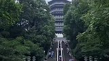 你在雷峰塔能看到西湖全景