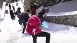 冬天的泰山变成滑雪场 网友：就是屁股有点疼！