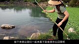 塘边美女捞出好多巨型河蚌，好奇打开后，竟发现好多罕见大珍珠！