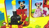 儿童乐高亲子益智玩具：迪士尼米奇和朋友坐着小火车要去哪呢？