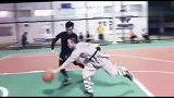 篮球-18年-“少林篮球”肆虐球场！武术与篮球的结合佛系男孩多学学-专题
