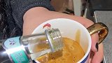 周大爷挑战崂山蛇草水美式咖啡