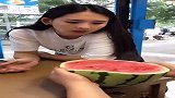 姑娘这般操作,让人防不胜防,太坑了!