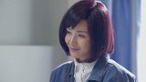心爱女孩没来看小伙，小伙无精打采，二婶一下就看出了他的想法