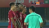 拉维奇圆月弯刀威胁球门 吴龑飞身鱼跃做出神扑