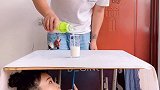 奶怎么倒都倒不完呢？搞笑段子 夫妻日常 搞笑 高手