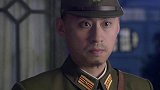 特工中了鬼子的埋伏，正陷入绝境时，幸好他早有准备全身而退