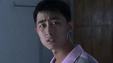 国防生放假遭地痞欺负，同学集体帮忙，谁知还被表扬！