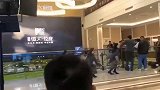 做销售真难，还得多才多艺！