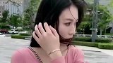 小姐姐与哥哥的搞笑对话；什么表啊100多万!