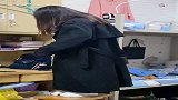 当我的舍友穿上了舍友的风衣！
