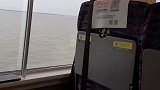 鄱阳湖边动车途经如轮渡 乘客：连岸边都看不见了