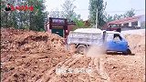 农村盖房打地基，需要10吨白石灰？
