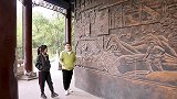 小伙出对联套路媳妇“天已荒地已老，最后剩下全是草”，结局真逗