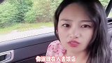 美女小伙搞笑对话：这么无理的要求