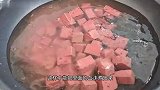 韭菜烧鸭血的家常做法，口感滑嫩无腥味，做法简单，真香