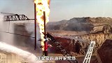 开采石油时，为何有个管道一直喷火？它不怕把油田点着吗？