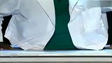 搞笑-20120321-达人秀上搞笑魔术，把评委都看傻了