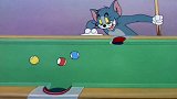 杰瑞一大早被扰清梦，原来是汤姆在打桌球！