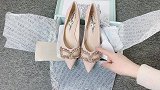 女生新买的高跟鞋，3种方法来试穿，光看侧面上班穿它很合适