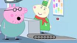 小猪佩奇：佩奇来坐飞机啦，要系好安全带哦，安全才是第一位