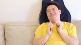 真是个坏老头，说起谎话来眼睛都不眨一下