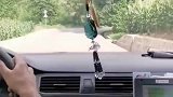 练个车，教练吓到语言功能障碍