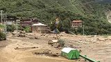 直击四川色达泥石流现场：道路中断、房屋被淹、农田被毁