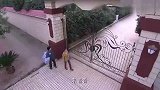 穷孩子家里来了乡下保姆，少爷第一次吃到贴饼子，赞不绝口！