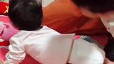 自从有了二胎之后，每天的起床情景都是这样的，把人暖化了！