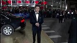 霍建华林心如为女儿报舞蹈班 两人与老师合影