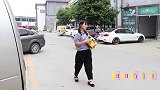 安全意识系列10：机智的田田发现被坏人跟踪，她能甩掉坏人吗