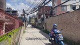尼泊尔街头奇怪的电线