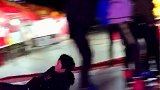 一串多 小哥哥的腰杆是真棒