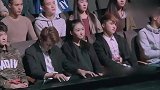 考试成绩出炉，袁姗姗全程黑脸，看到最后终于明白其中原因！