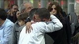 意甲-无缘出战旧主休闲装亮相球场 博努奇场边重逢旧人超开心-花絮