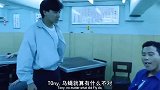 刘德华求万梓良放人，怎料被他羞辱，直接掏枪差点把他作了