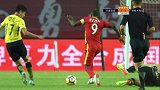 亚泰开球强攻！伊哈洛中路推进 梅方正面放倒吃黄牌